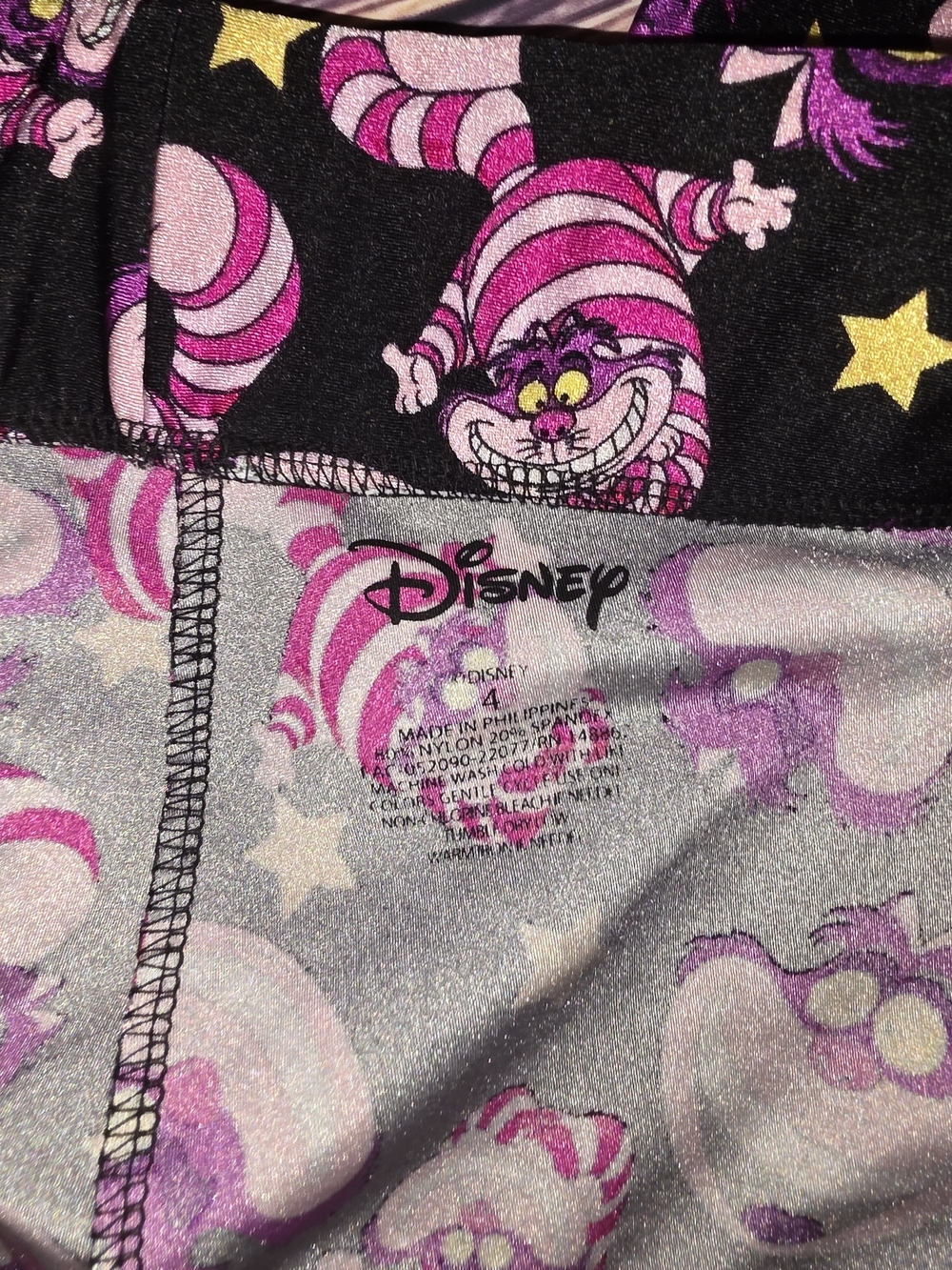 Disney Cheshire Cat Black, Pink & Purple Womens Plus Size Leggings - Picture 2 of 2